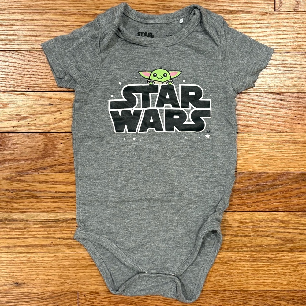 Little Sleepies Star Wars Short Sleeve Bodysuit Size 12-18 Month Solid gray
